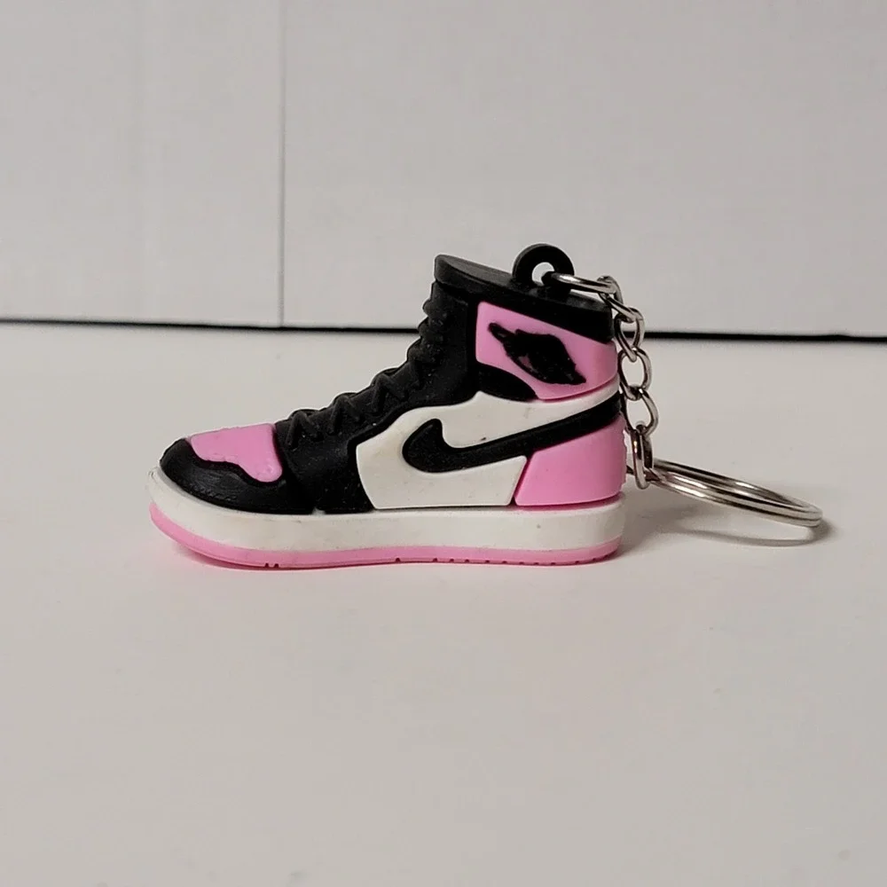Swoosh Keychain Pink, Black & White